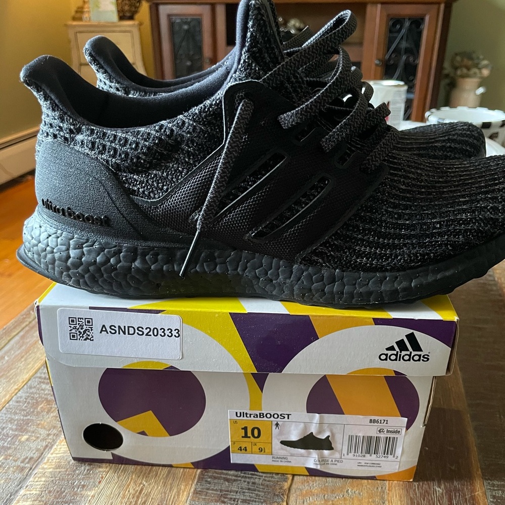 adidas ultraboost 4.0 triple black